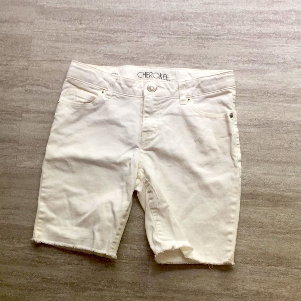 White jean shorts  Cherokee